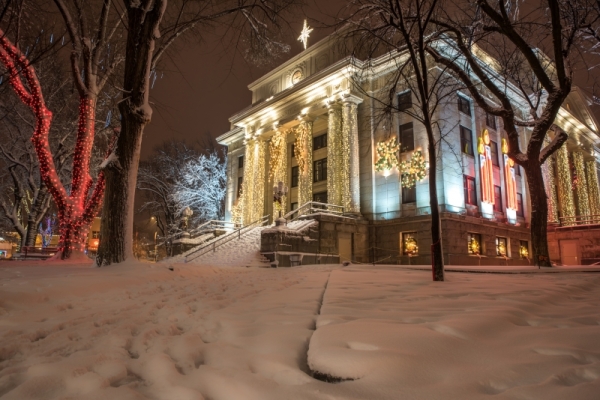 Christmas Corner Court House